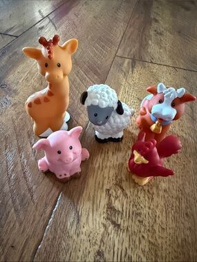Little People Fisher Price Animal Bundle Chicken Giraffe